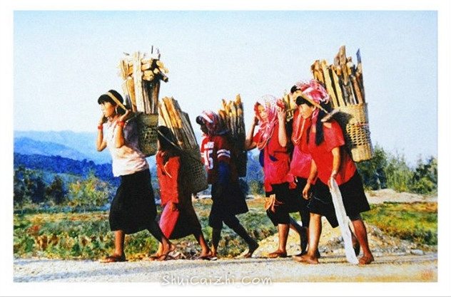 姚建华云南民族风人物风土水彩-14